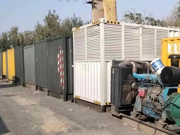 保康200KW柴油发电机机组每小时油耗是多少？